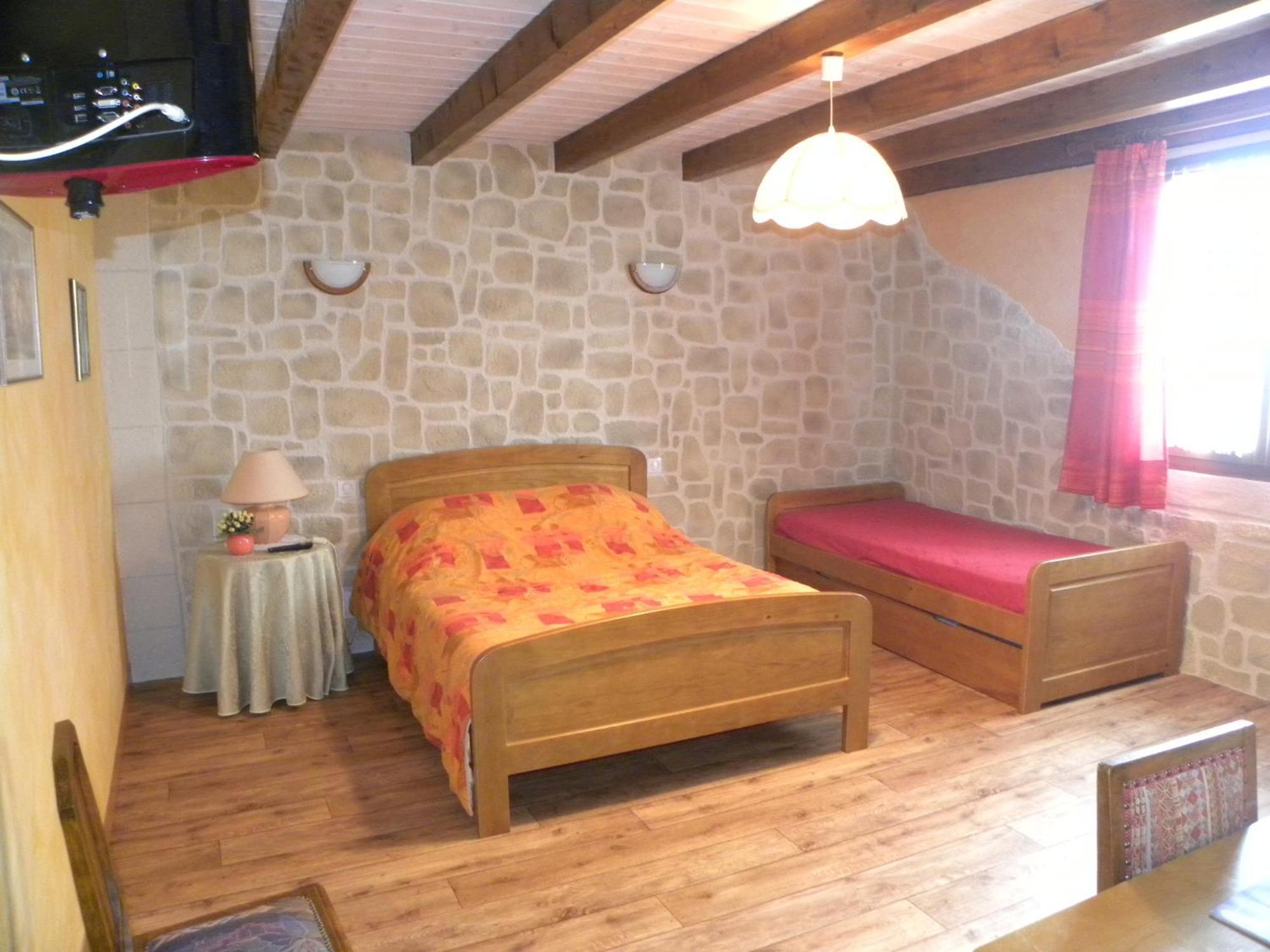 Auberge les Volpilières Ruynes-en-Margeride Esterno foto