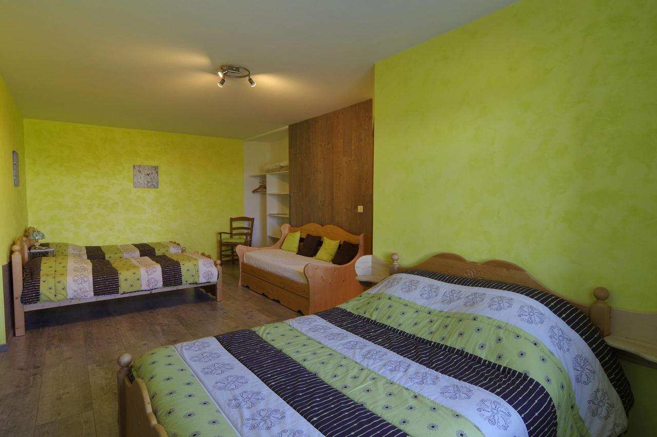 Auberge les Volpilières Ruynes-en-Margeride Esterno foto